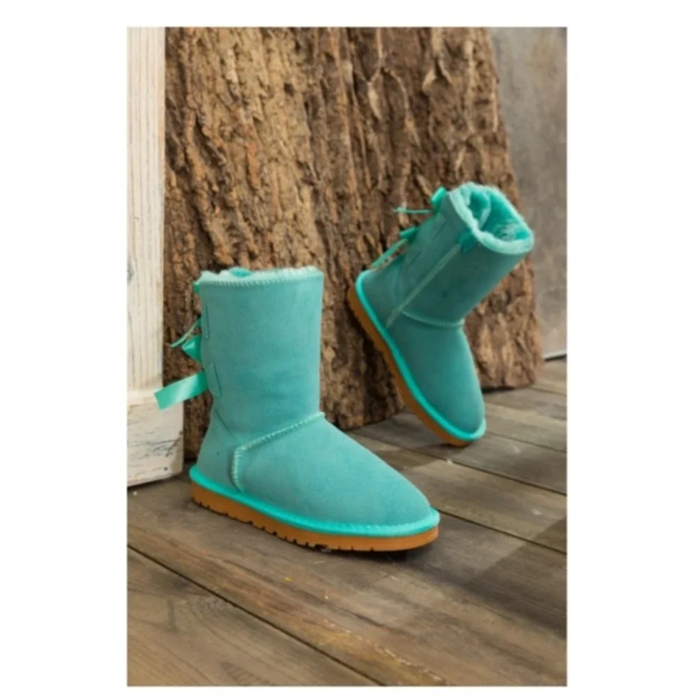 Smaibulun Ugg | Double Ballet Ribbon Bow Suede Shearling Boots - Turquoise